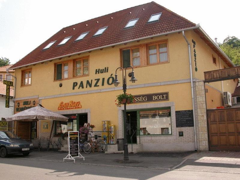 Hotel Huli Panzio Tokaj Exterior foto